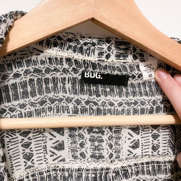 BDG vintage pattern button down cotton shirt - Picture 5 of 14